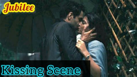 Wamiqa gabbi Hot Scenes 